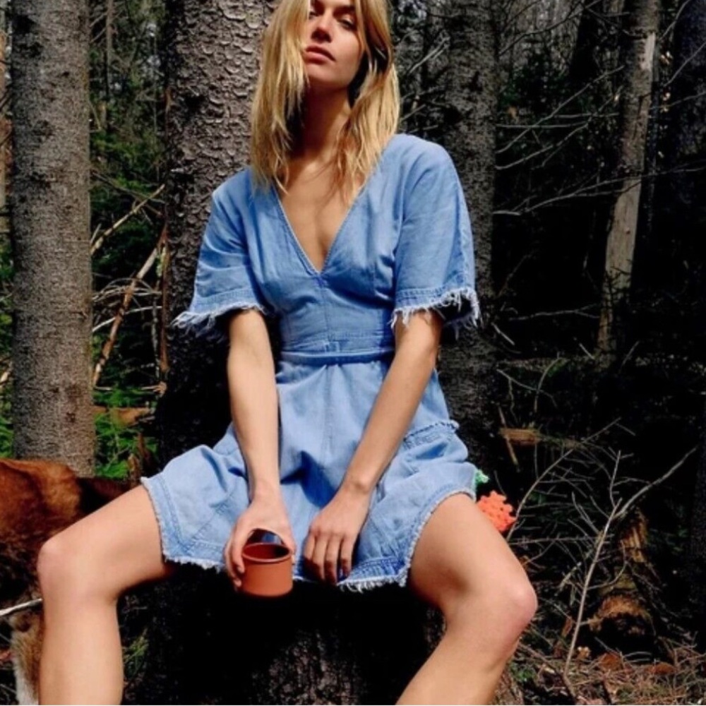 FREE PEOPLE Denim Asymmetrical Hem Dress - Size 6